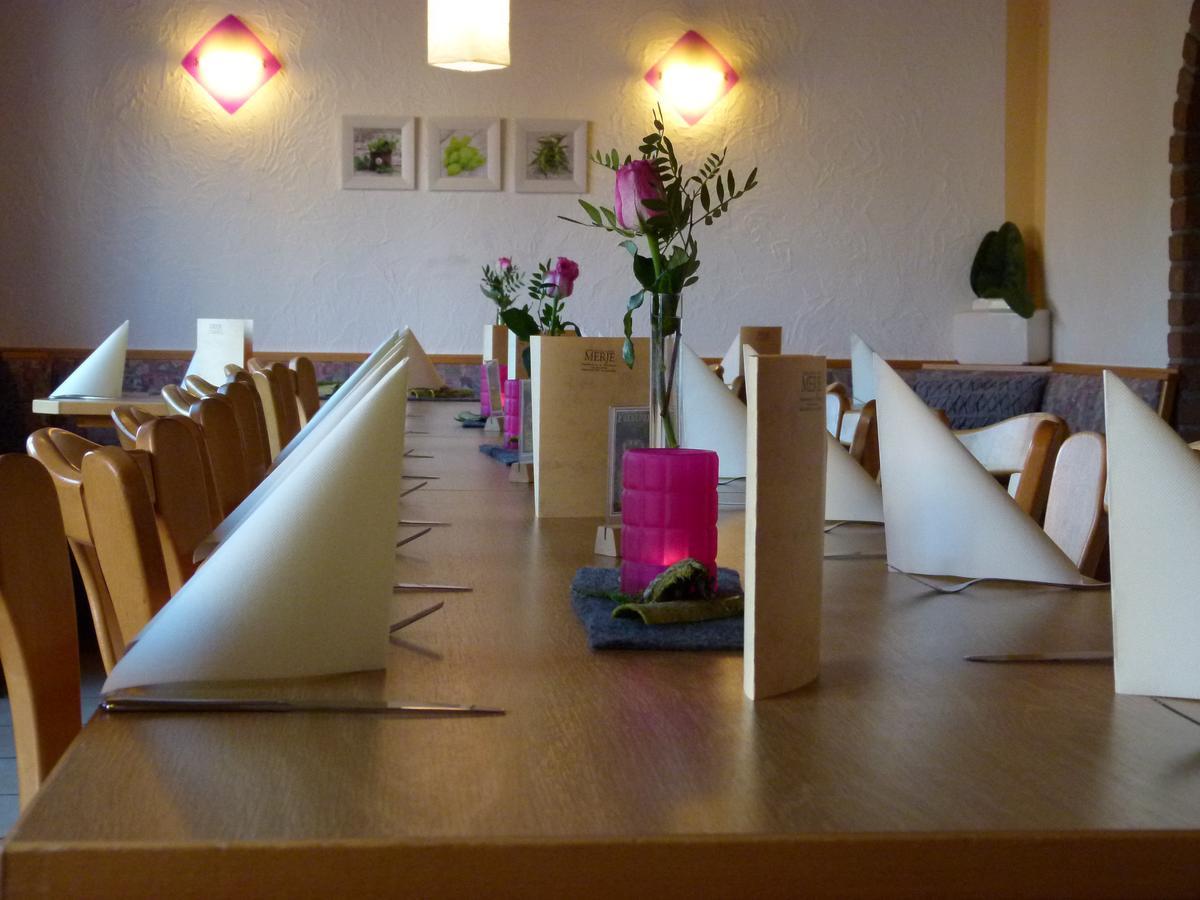 Landgasthof & Hotel "Merje" Kreuztal Extérieur photo