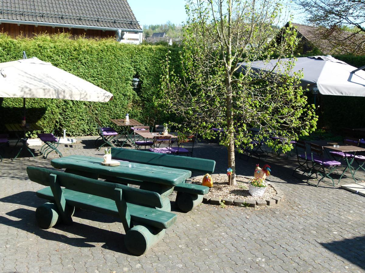 Landgasthof & Hotel "Merje" Kreuztal Extérieur photo